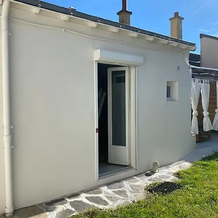 Chaleureux Avec Terrasse En Centre Proche